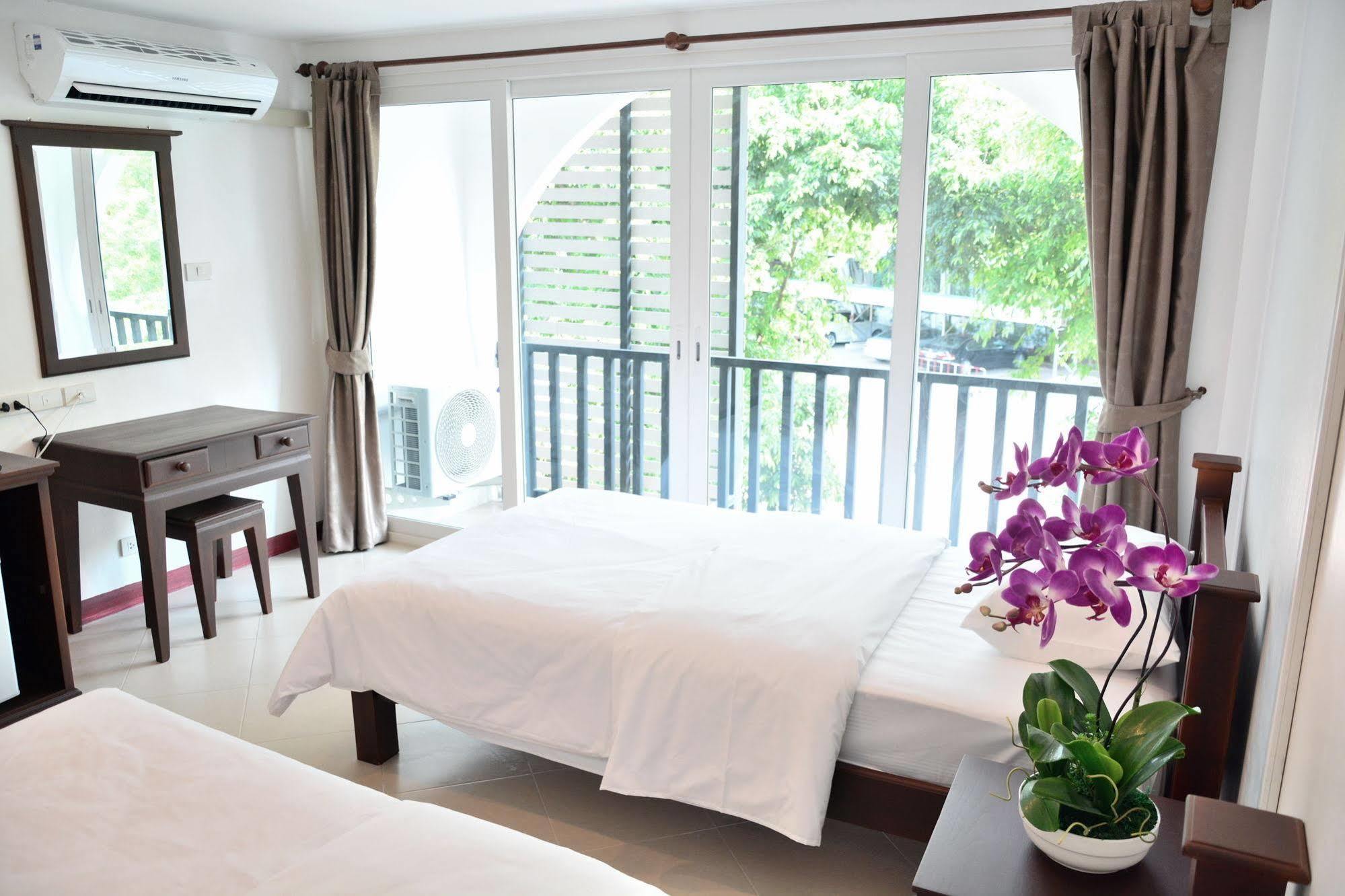 Seedling House Pattaya Luaran gambar